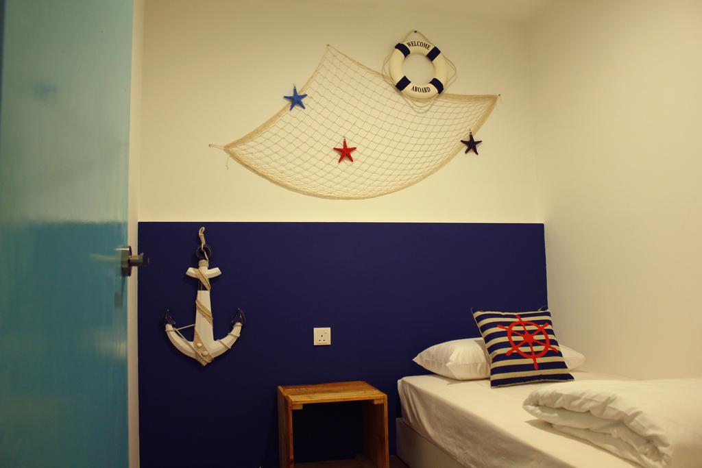 Roof Talk Theme Hostel Johor Bahru Camera foto