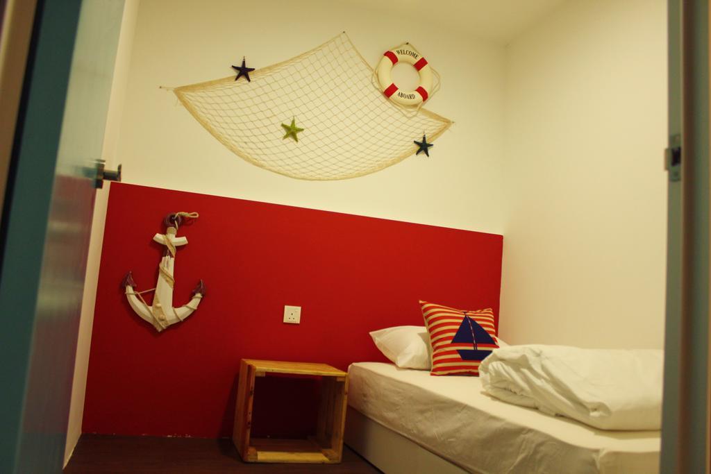 Roof Talk Theme Hostel Johor Bahru Camera foto